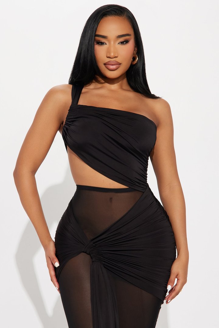 Dani Mesh Maxi Dress - Black