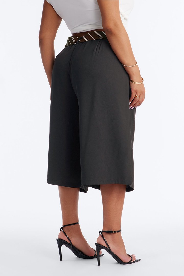 All Tied Up Trouser Bermuda Short - Charcoal