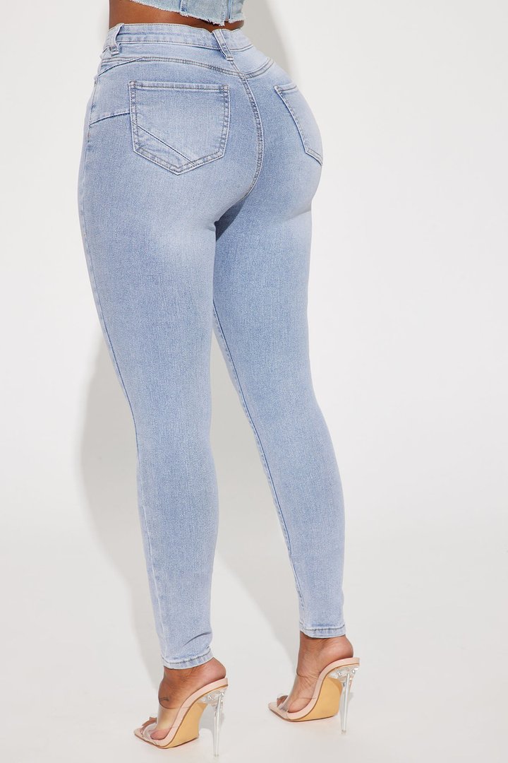 San Diego Sculpting High Rise Stretch Skinny Jeans - Light Wash