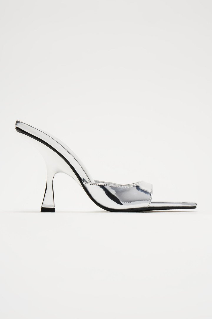 Strut This Heels - Silver