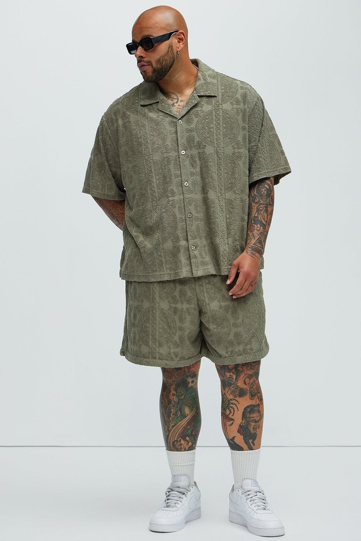 Link Textured Shorts - Olive