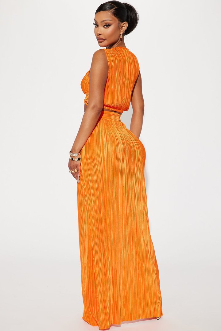 Playing Games Plisse Skirt Set - Orange