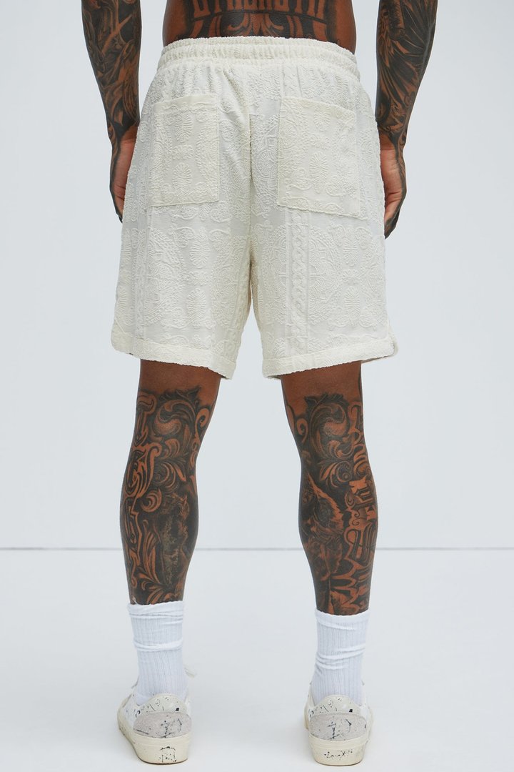 Link Textured Shorts - Cream