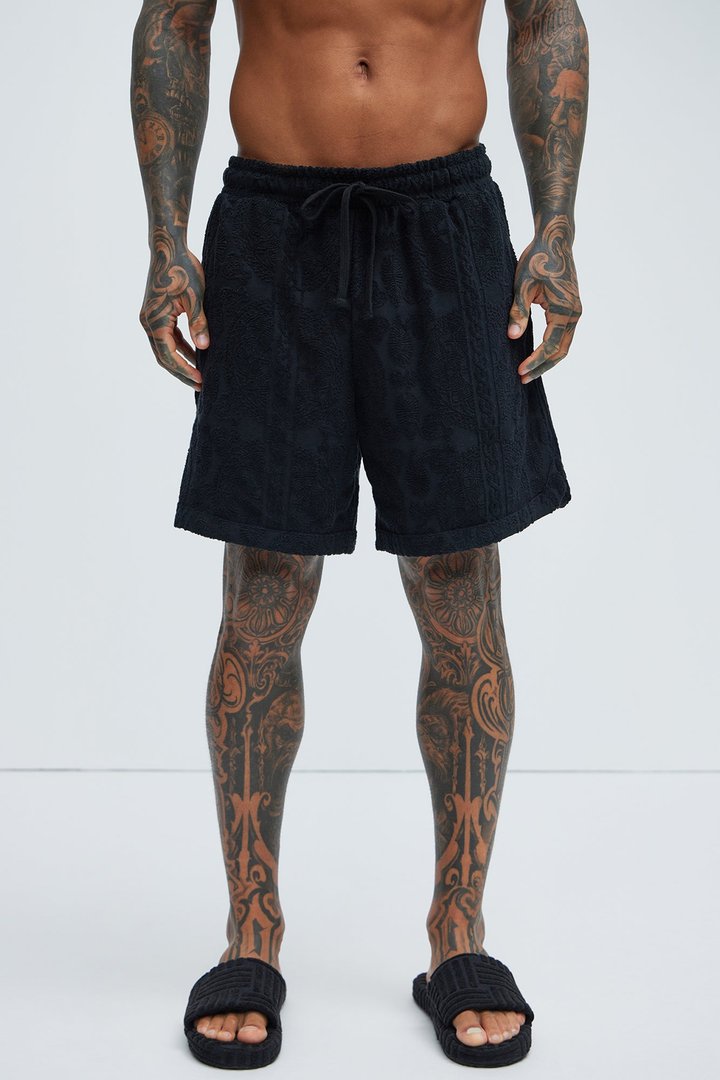 Link Textured Shorts - Black