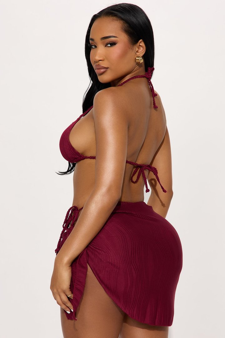 Prettiest Pearl Textured Hardware 3 Piece Bikini Set - Wine