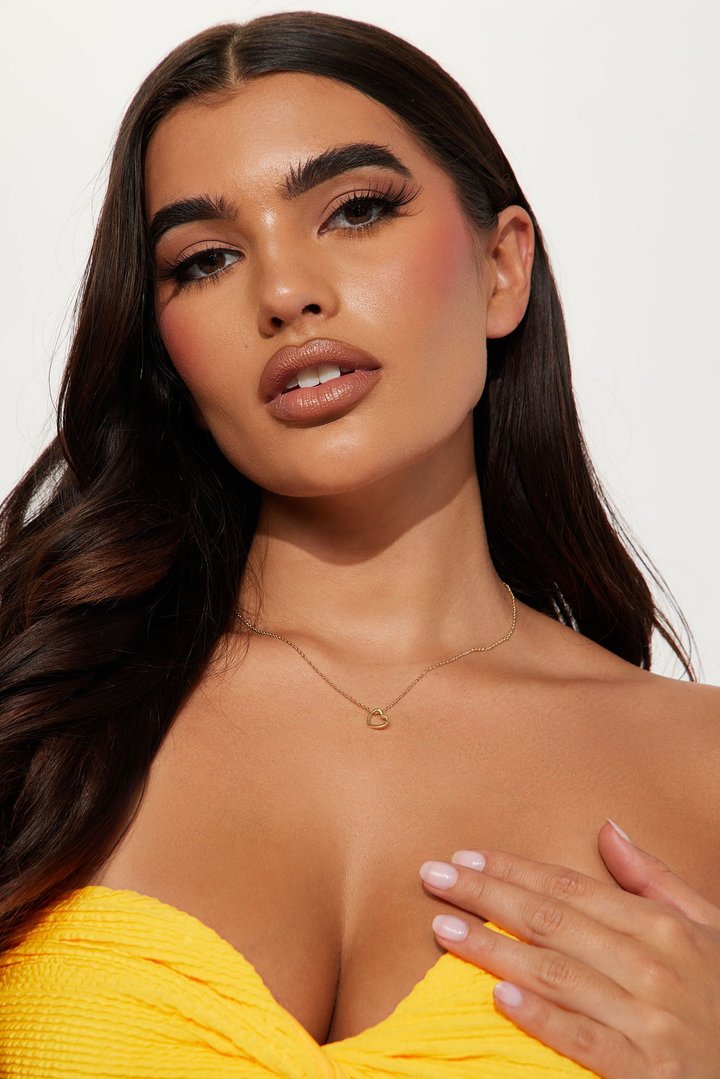 Simple Heart Necklace - Gold