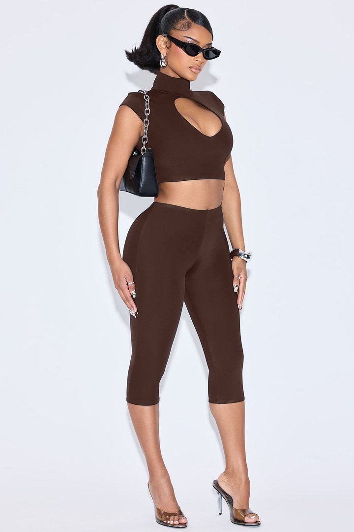 Jayla Double Lined Capri Pant Set - Chocolate