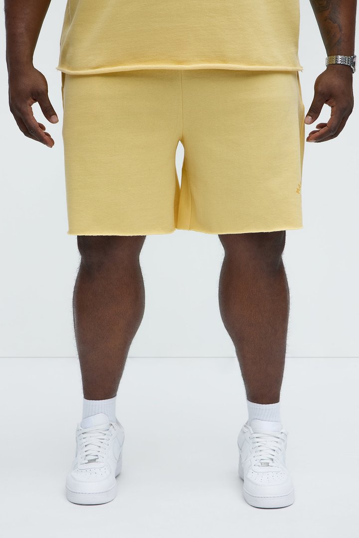 Manhattan Sweatshorts - Yellow