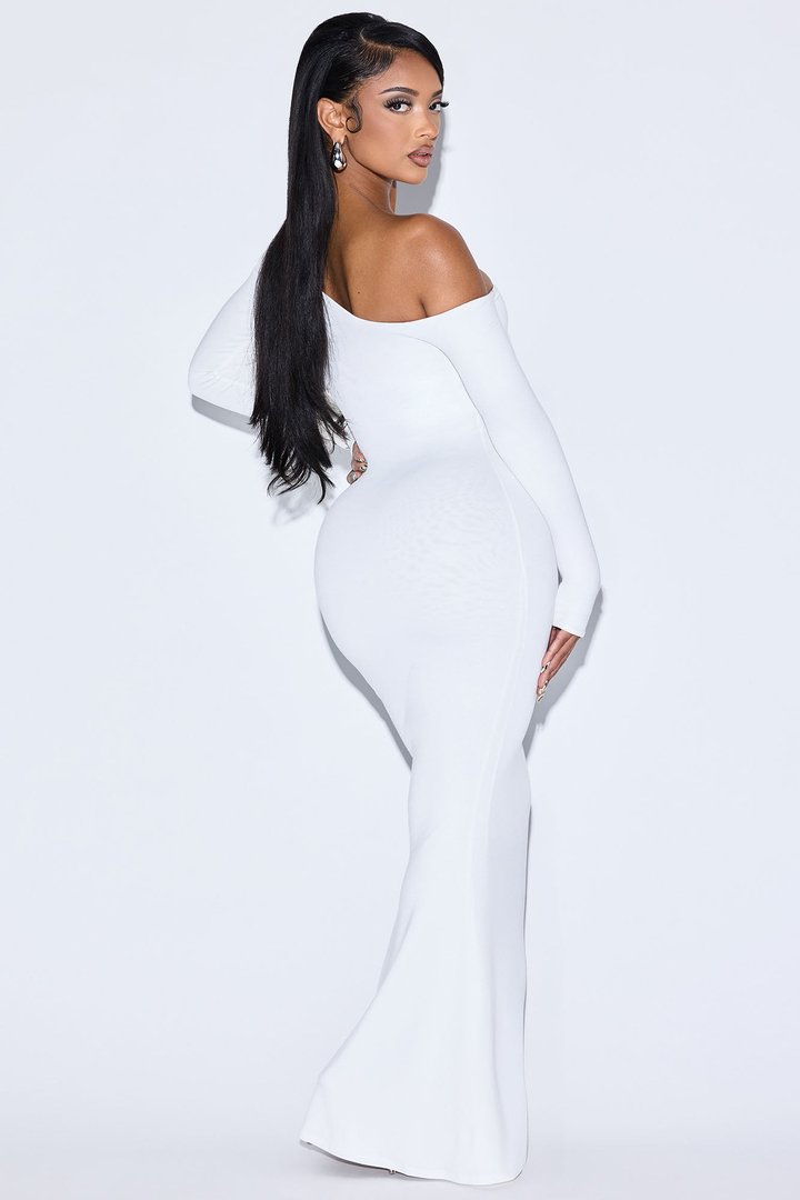 Leia Off Shoulder Maxi Dress - Off White
