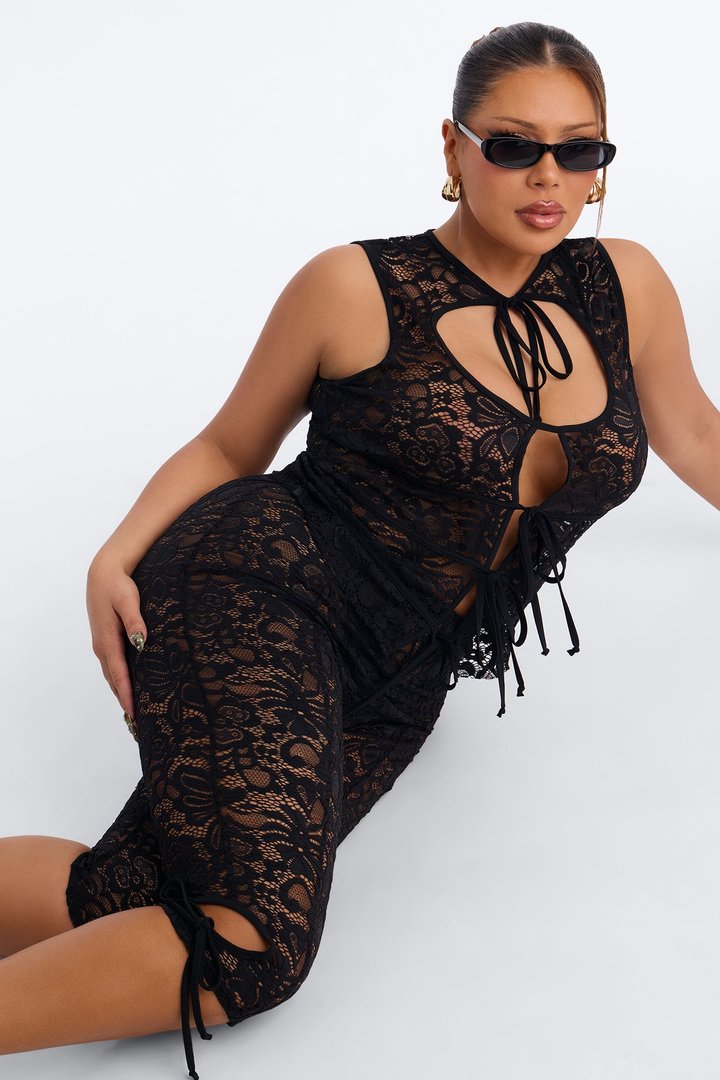 Lora Lace Capri Set - Black
