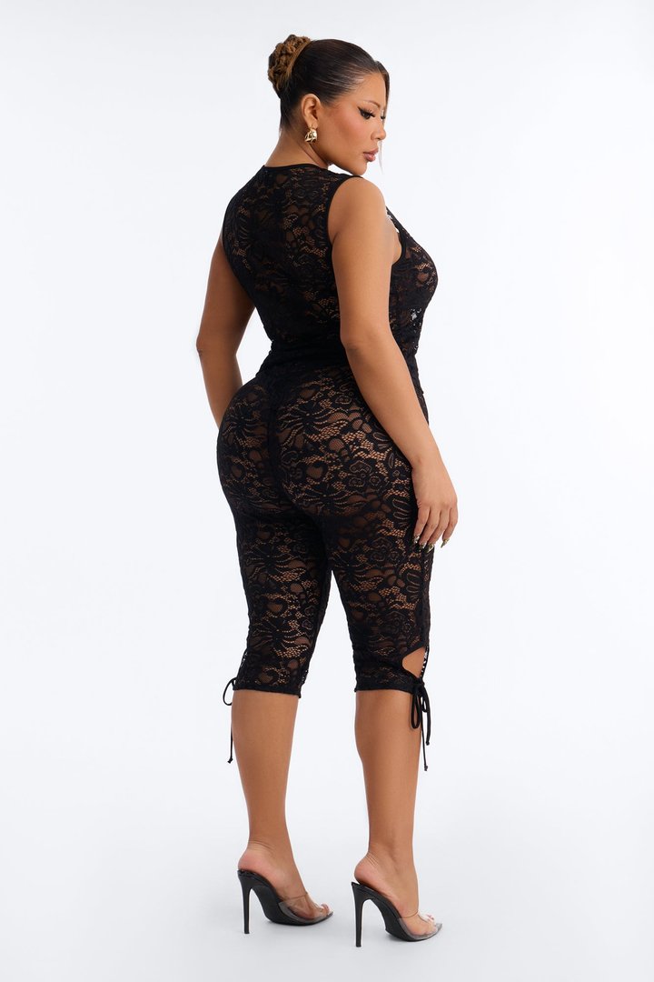 Lora Lace Capri Set - Black
