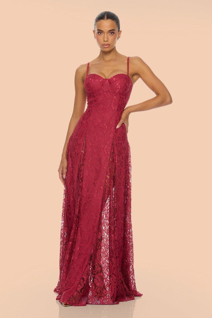 Reina Lace Gown - Wine