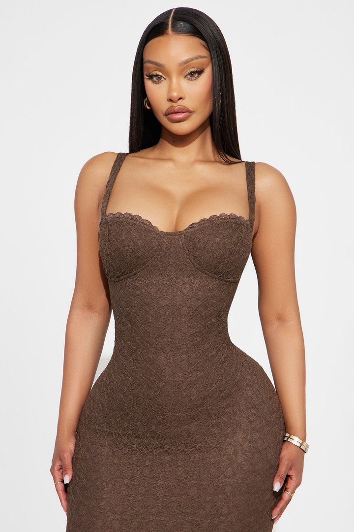 Cleo Lace Maxi Dress - Chocolate