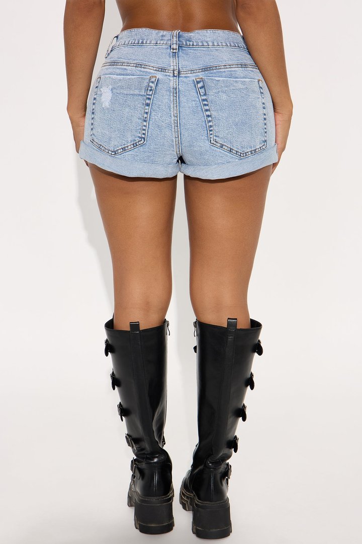 Adore You Low Rise Short - Medium Wash