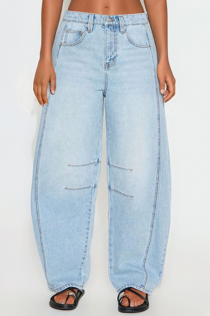 Montebello Barrel Leg Jean - Light Wash