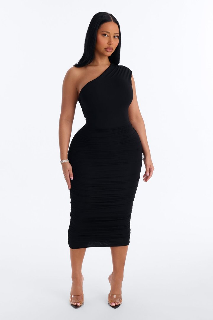 Petite Perfect Frame Double Lined Ruched Midi Dress - Black