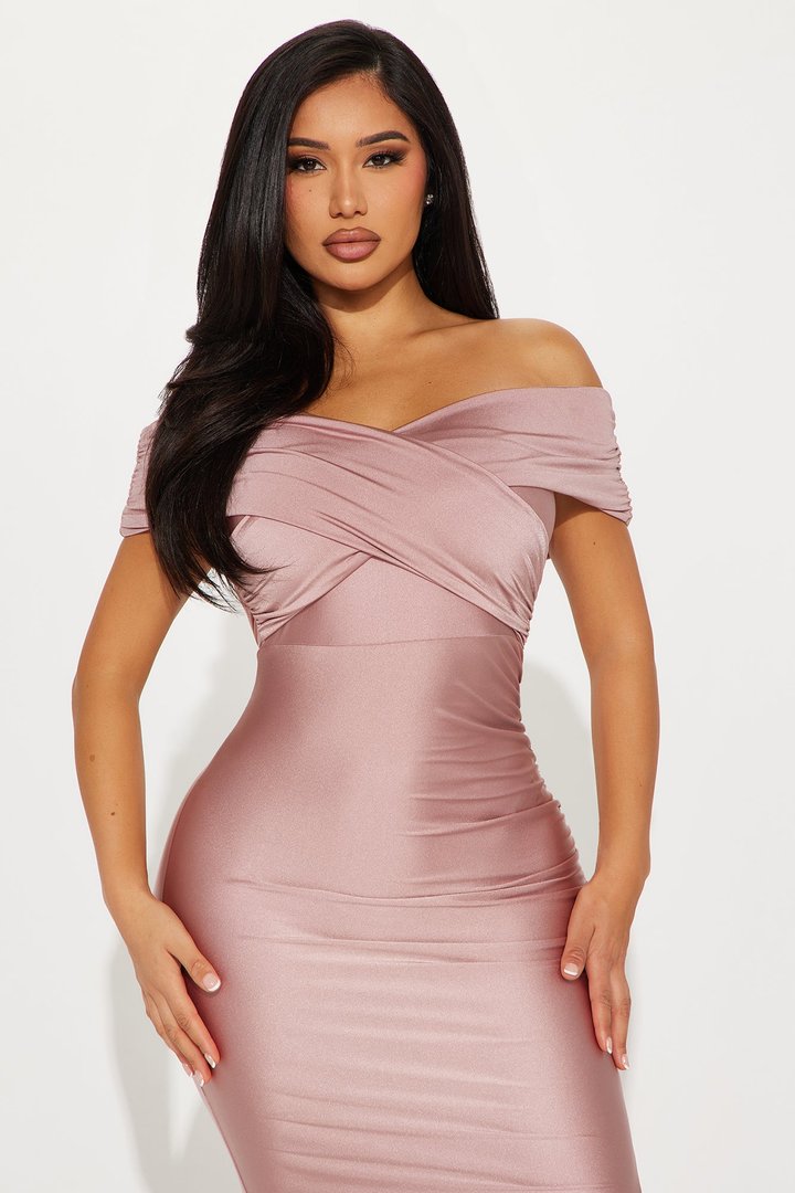 Ignore The Romance Maxi Dress - Mauve