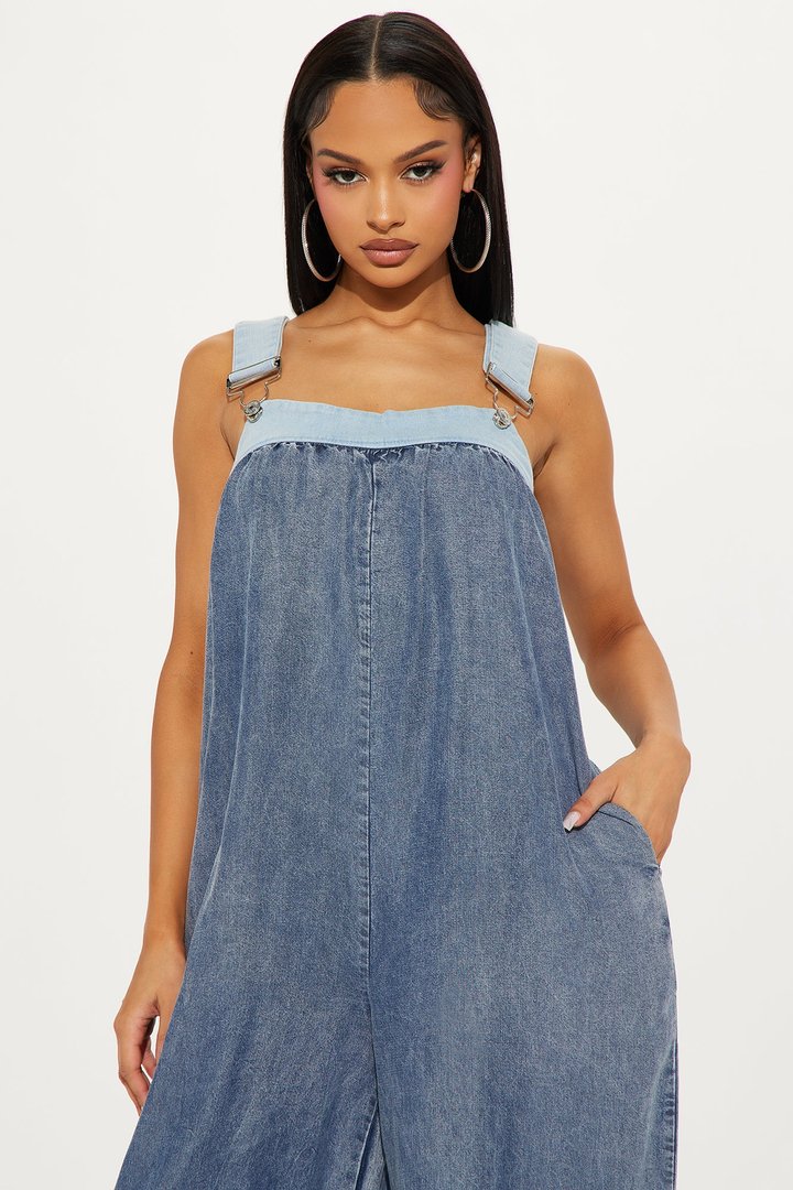 Back In Time Jumpsuit - Light Wash