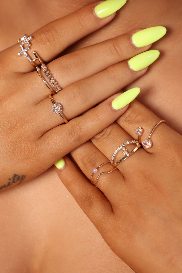 Simply Beautiful 9 Piece Ring Set - Gold