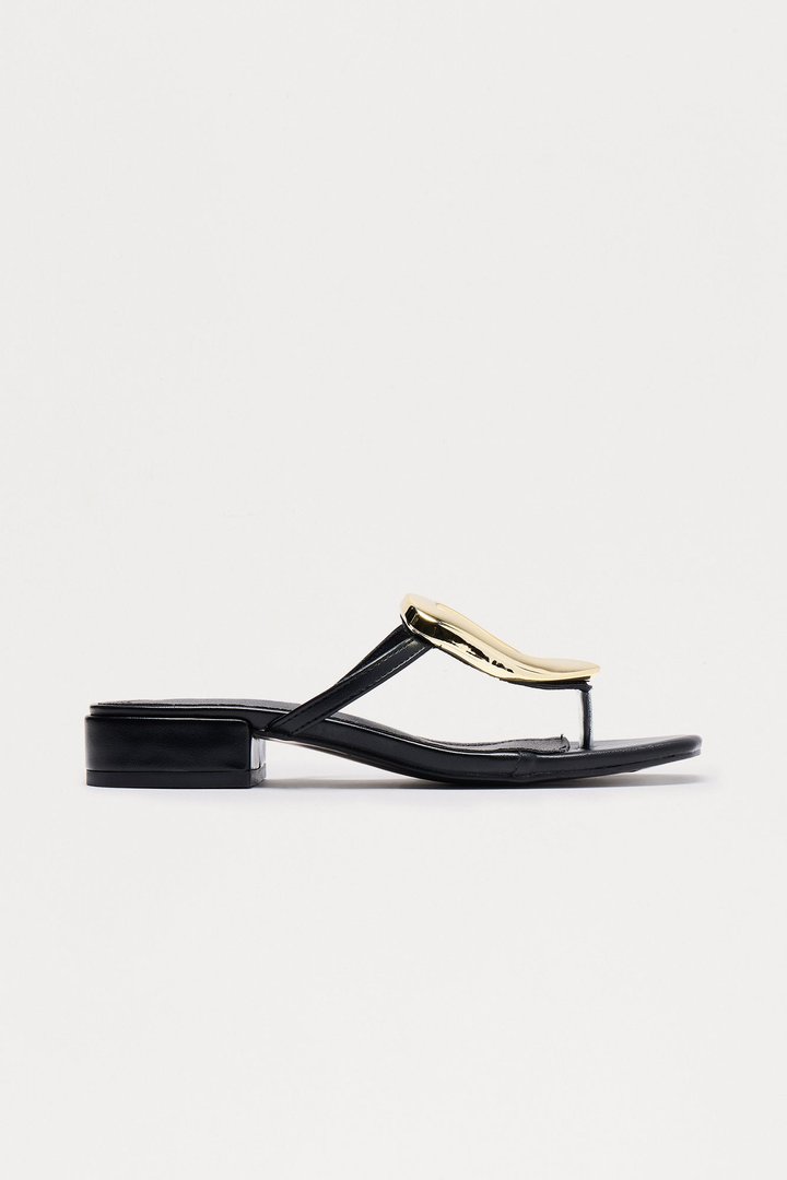 Montie Hardware Flip Flops - Black