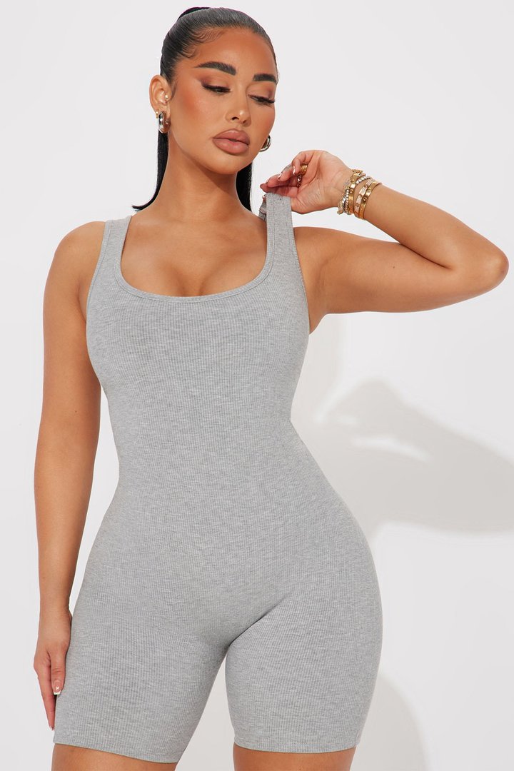 Naveah Scoop Neck Snatched Romper - Heather Grey