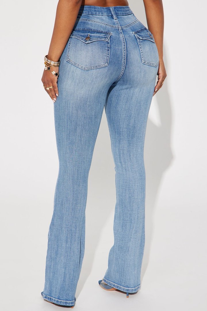 Right On Time Stretch Bootcut Jean - Medium Wash