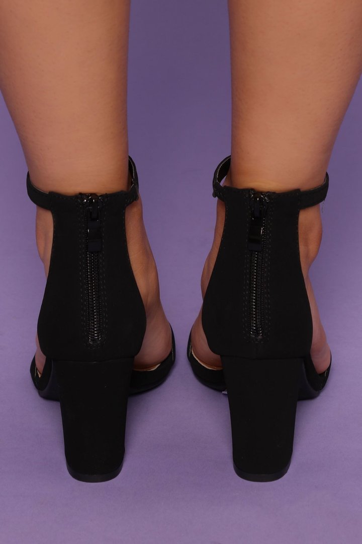 Forgetting You Heeled Sandals - Black