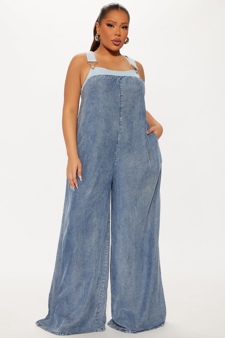 Back In Time Jumpsuit - Light Wash