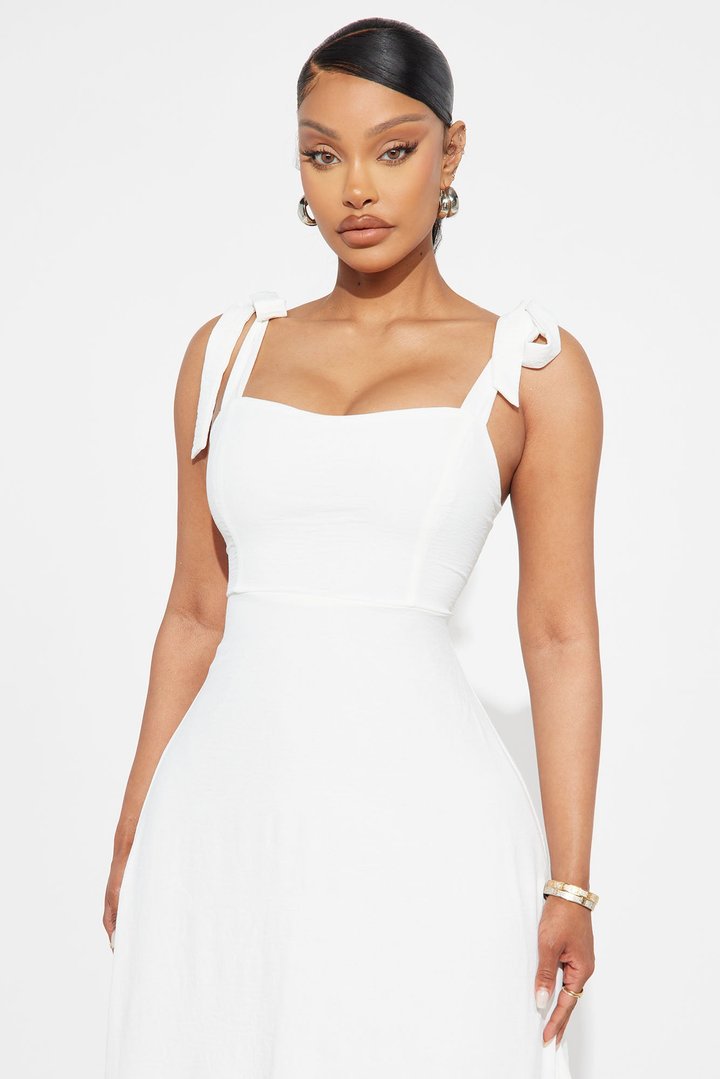 Shana Airflow Maxi Dress - White