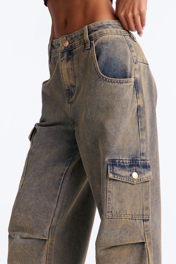 Rosarito Tinted Cargo Jeans - Vintage Wash