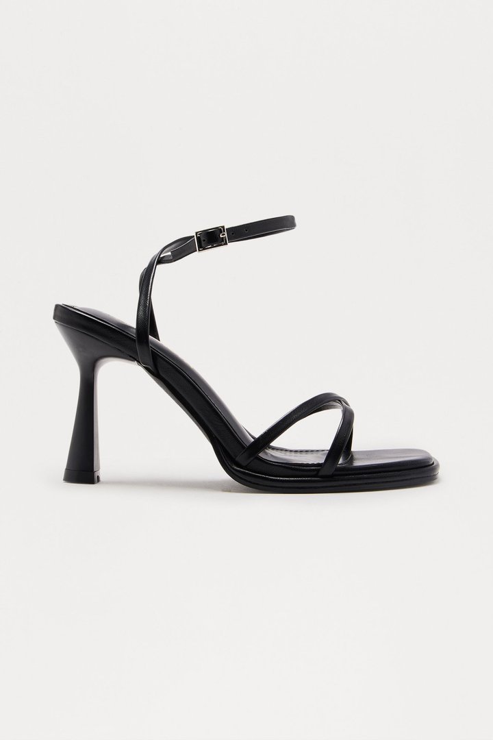 Demure Patent Heels - Black