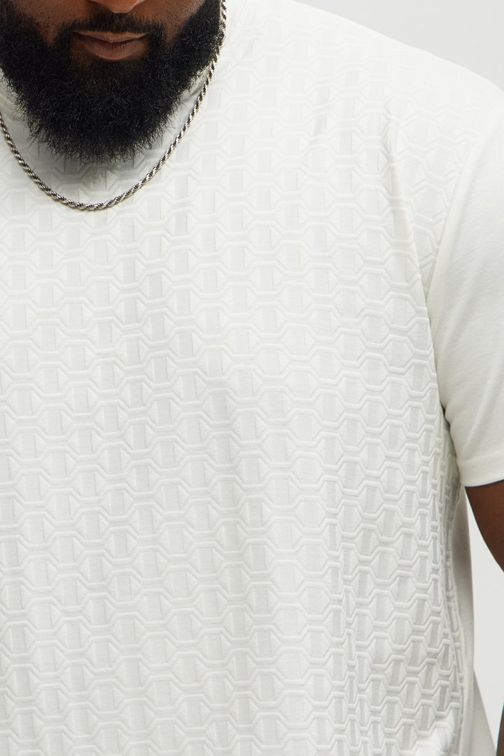 Textured Geometric Short Sleeve Tee - Off White