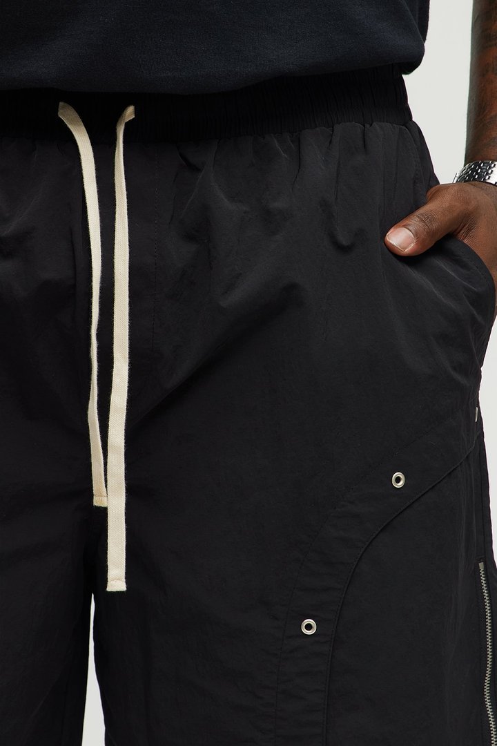 Hardware Relaxed Nylon Shorts - Black