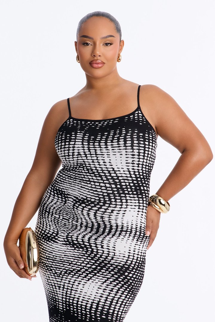 Reyna Sweater Maxi Dress - Black/White