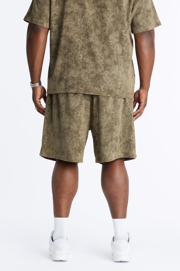 Relaxed Field Of Paisley Short - Olive