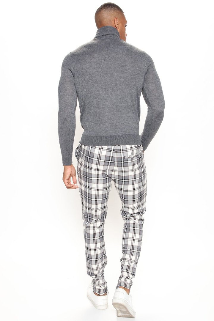 DeAngelo Turtleneck Sweater - Charcoal
