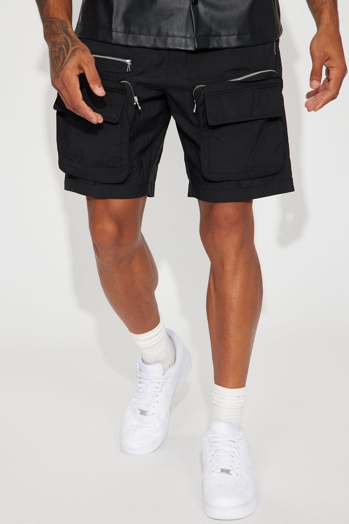 In The Field Relaxed Cargo Shorts - Black