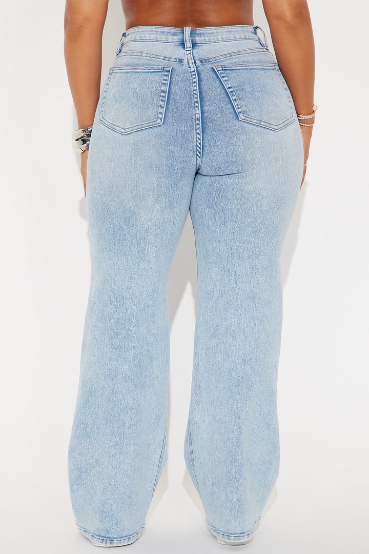 Petite Make My Day Stretch Wide Leg Jeans - Light Wash