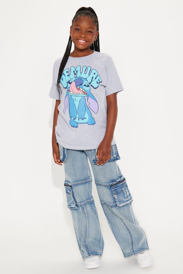 Mini Stitch Demure Graphic Tee - Heather Grey