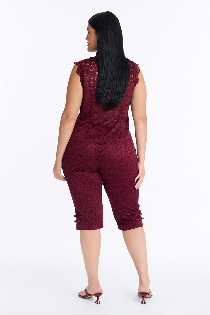 Le Fleur Lace Capri Set - Burgundy