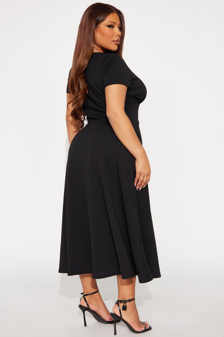 Charolette Short Sleeve Midi Dress - Black