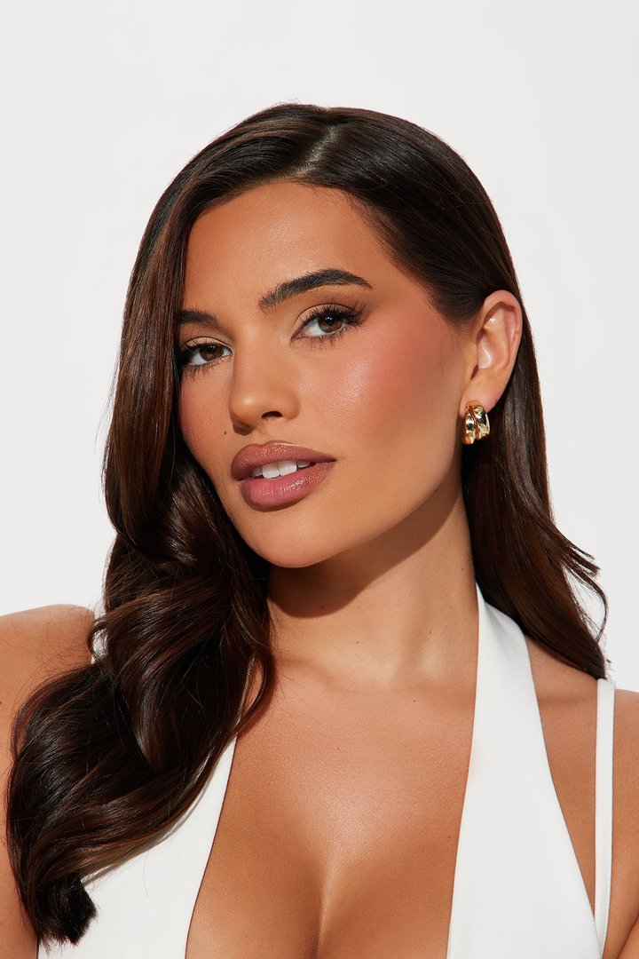Gleam On Hoop Earrings - Gold