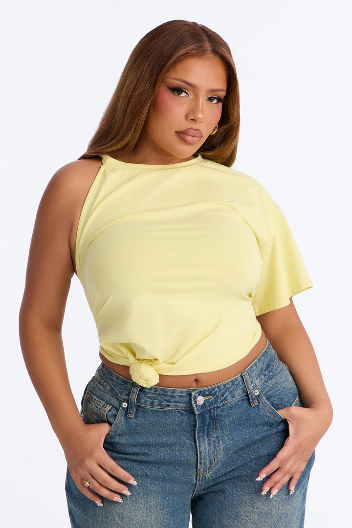 Halfway There Knot Short Sleeve Tee - Butter Yellow