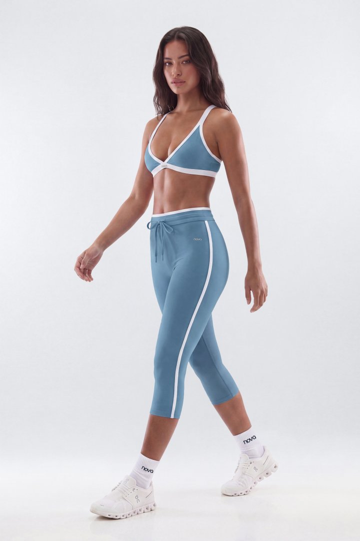 ProStretch™ 17″ Contrast Trim High Rise Capri Legging - Soft Indigo