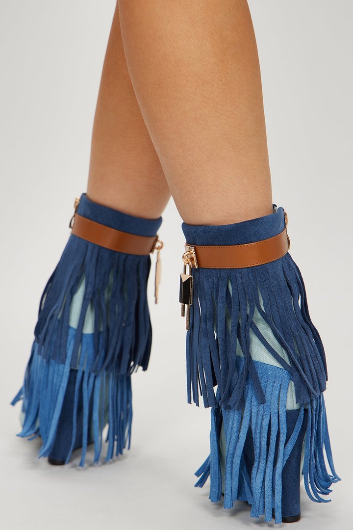 New Girl On Da Block Flat Sandals - Denim