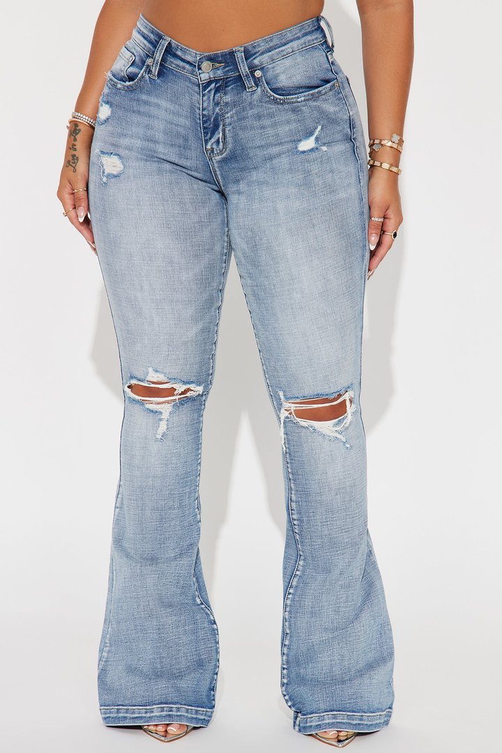 Key Figure Ripped Stretch Flare Jeans - Medium Wash