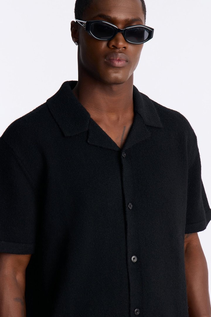 Soft Mode Relaxed Cuban Collar Button Up Shirt - Black