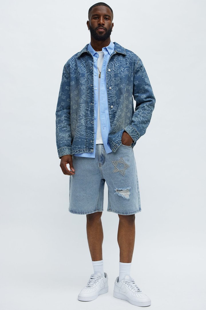 Relaxed Star Studded Denim Shorts - Light Blue Wash