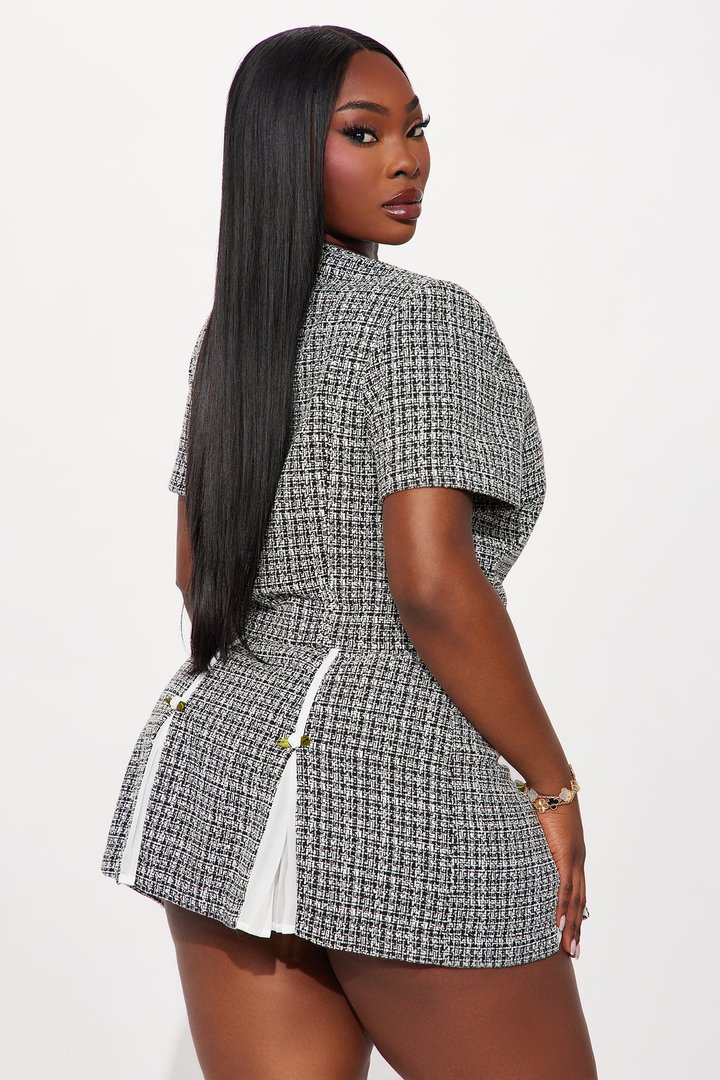 Let's have Tea Tweed Cropped Short Sleeve Blazer - Black