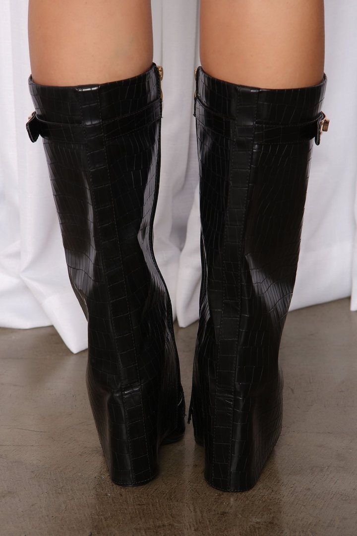 Not The Same Knee High Boots - Black